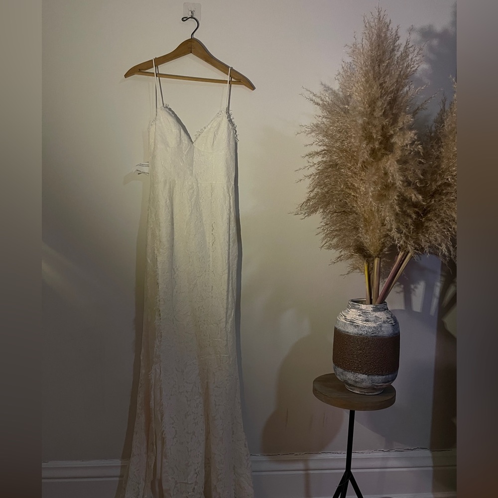 Fame and Partners maxi dress white cream lace